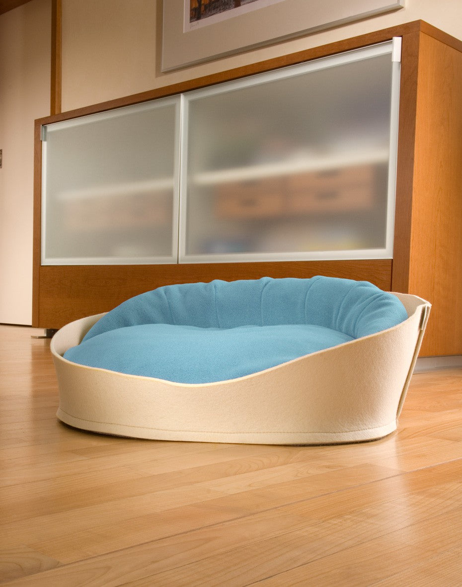 Lit Douillet Design en Feutre avec Coussin