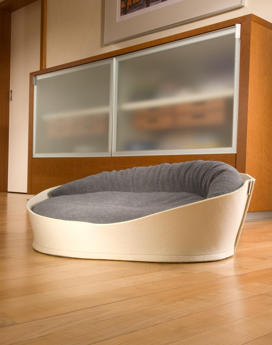 Lit Douillet Design en Feutre avec Coussin